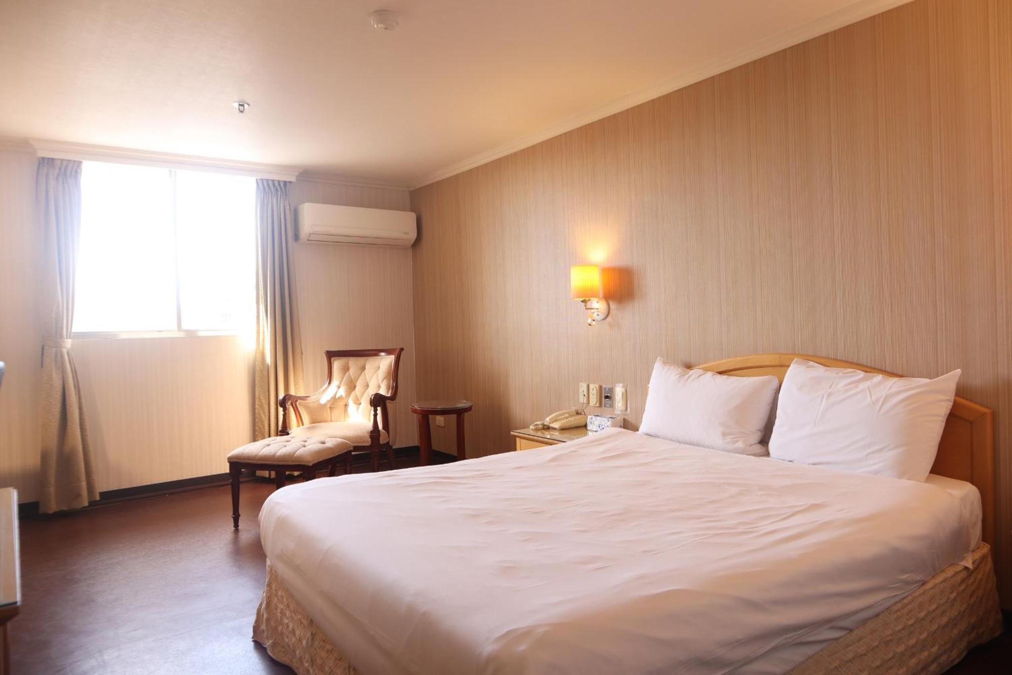 Hermes Hotel Hsinchu Exterior foto